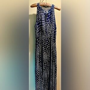 The Letter- gorgeous, full length blue patterned dress with full lining inside.